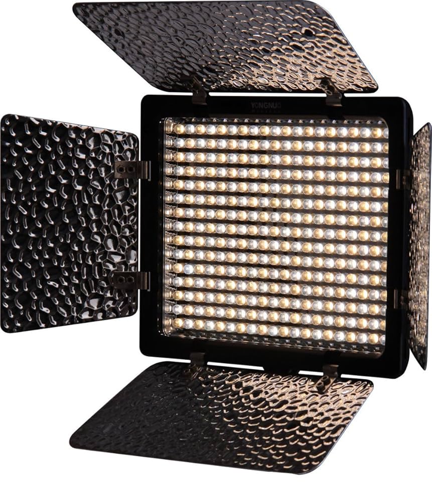 YONGNUO製 YN300- 300球 LED ビデオライト 超高輝度 色温度調整 リモコン付き Amazon | YONGNUO製 YN300-Ⅱ 300球 LED ビデオライト 超高輝度